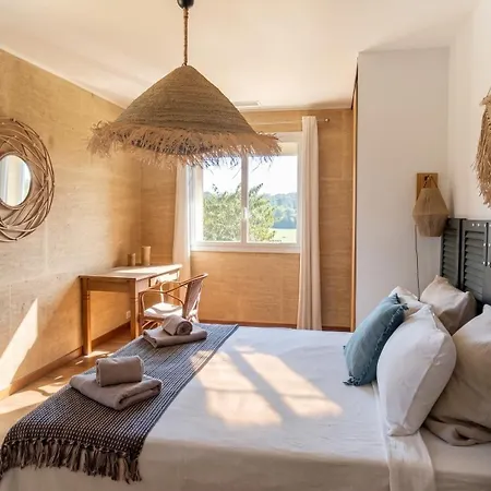 Vakantiehuis Maison Familiale A Avec Piscine Privee *