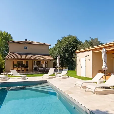 Maison Familiale A Avec Piscine Privee Collias