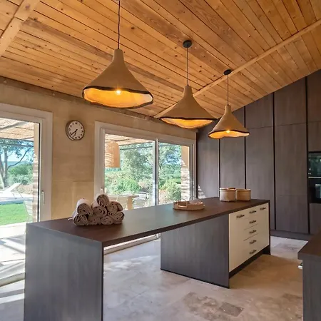 Maison Familiale A Avec Piscine Privee Vakantiehuis Collias