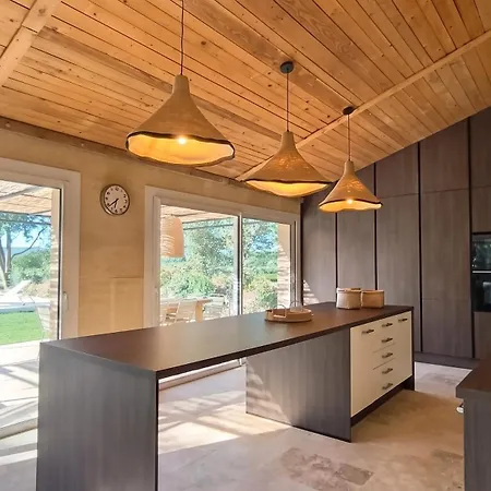 Vakantiehuis Maison Familiale A Avec Piscine Privee *