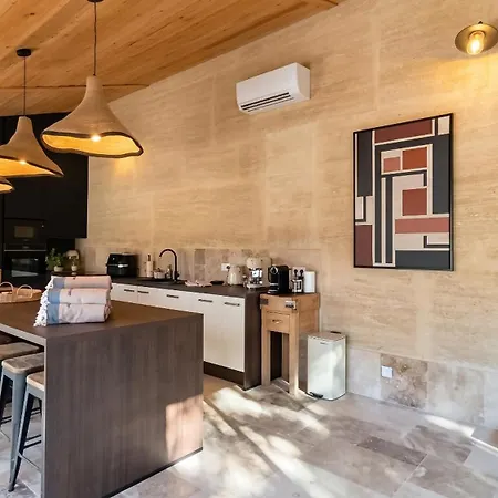 Vakantiehuis Maison Familiale A Avec Piscine Privee Collias