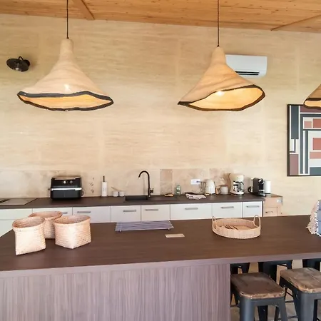 Vakantiehuis Maison Familiale A Avec Piscine Privee Collias