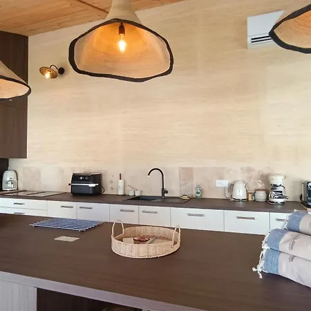Maison Familiale A Avec Piscine Privee Vakantiehuis *
