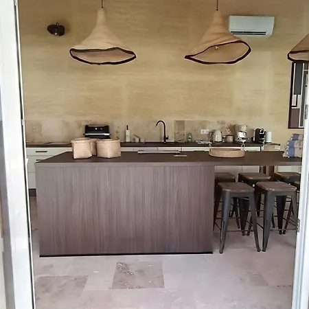 Vakantiehuis Maison Familiale A Avec Piscine Privee *