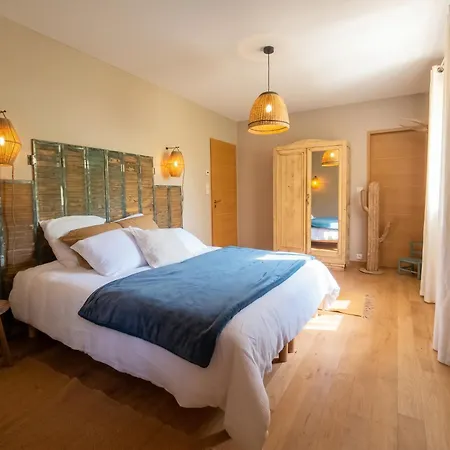 Vakantiehuis Maison Familiale A Avec Piscine Privee Collias